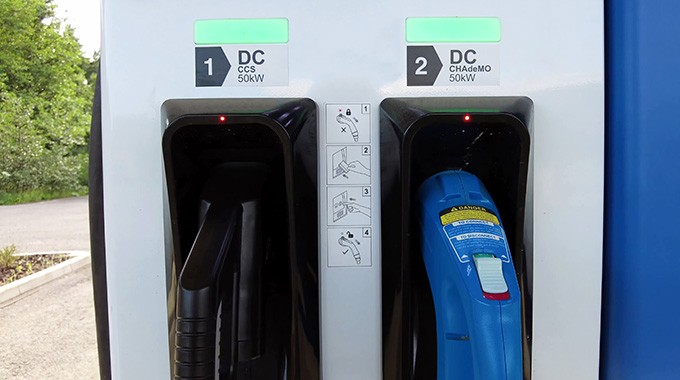 開啟綠色能源之旅：電動(dòng)汽車充電樁加盟指南