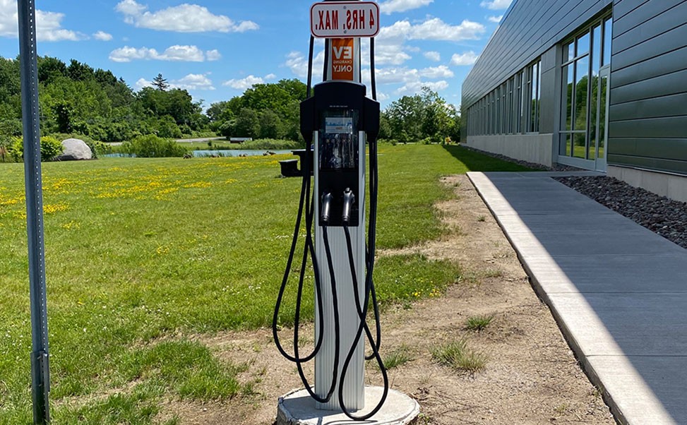 電動汽車充電樁：安全高效，驅動綠色出行新紀元